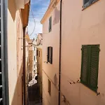 Dimora Del Bardo - Charme Tra Vicoli Antichi E Mare