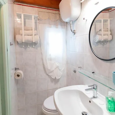 Appartement Dimora Del Bardo - Charme Tra Vicoli Antichi E Mare Alghero
